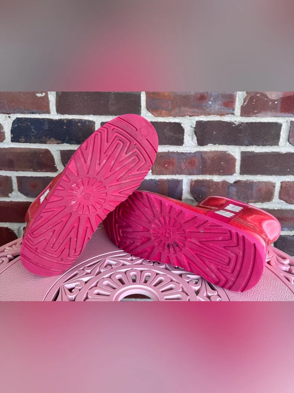 UGG Women’s Size 9 Hot Pink Waterproof Short Shearling Winter/Rain Boots